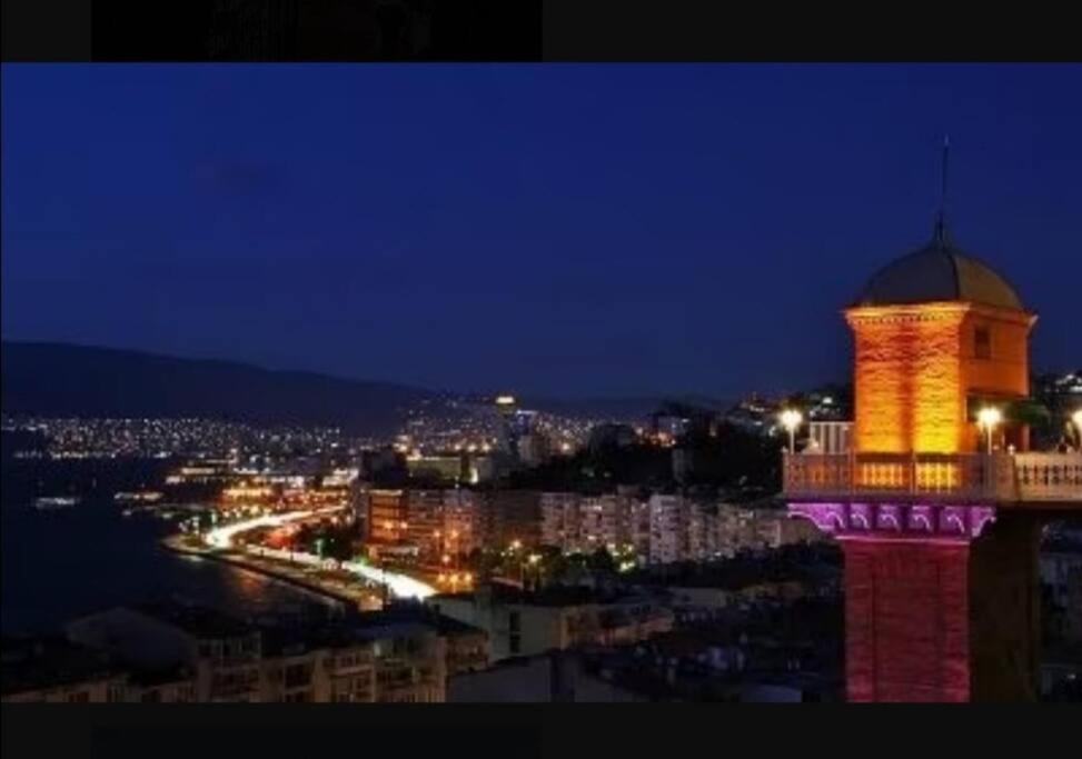 Apartamento 3+1 , Historical Elevator, Warm House Next To Sea Esmirna Exterior foto