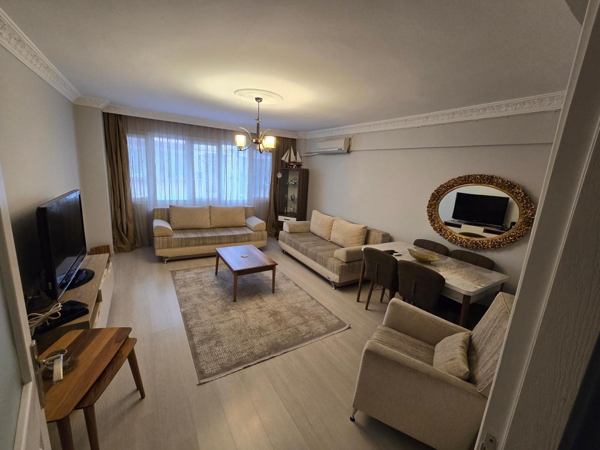 Apartamento 3+1 , Historical Elevator, Warm House Next To Sea Esmirna Exterior foto